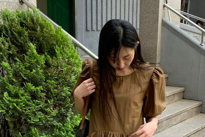 Short-Sleeve Crew Neck Plain Mini A-Line Dress