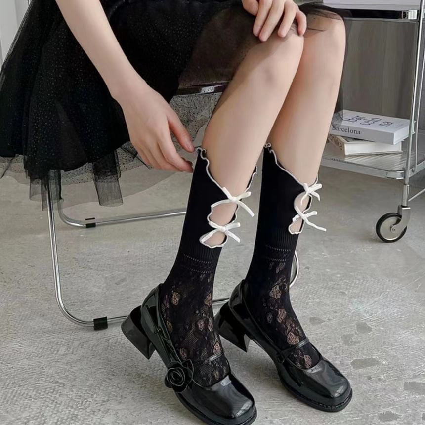 Ribbon Cutout Lace Socks