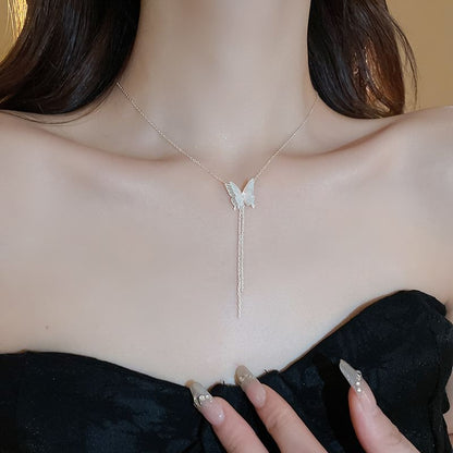 Butterfly Rhinestone Alloy Choker / Dangle Earring