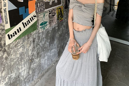 Off Shoulder Plain Twist Top / Ruched Midi Rise Midi A-Line Skirt