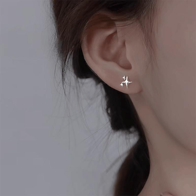 Clous d'oreilles / boucles d'oreilles à enfiler en forme d'étoile