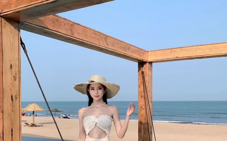 Plain Cutout Slit Maxi A-Line Tube Dress