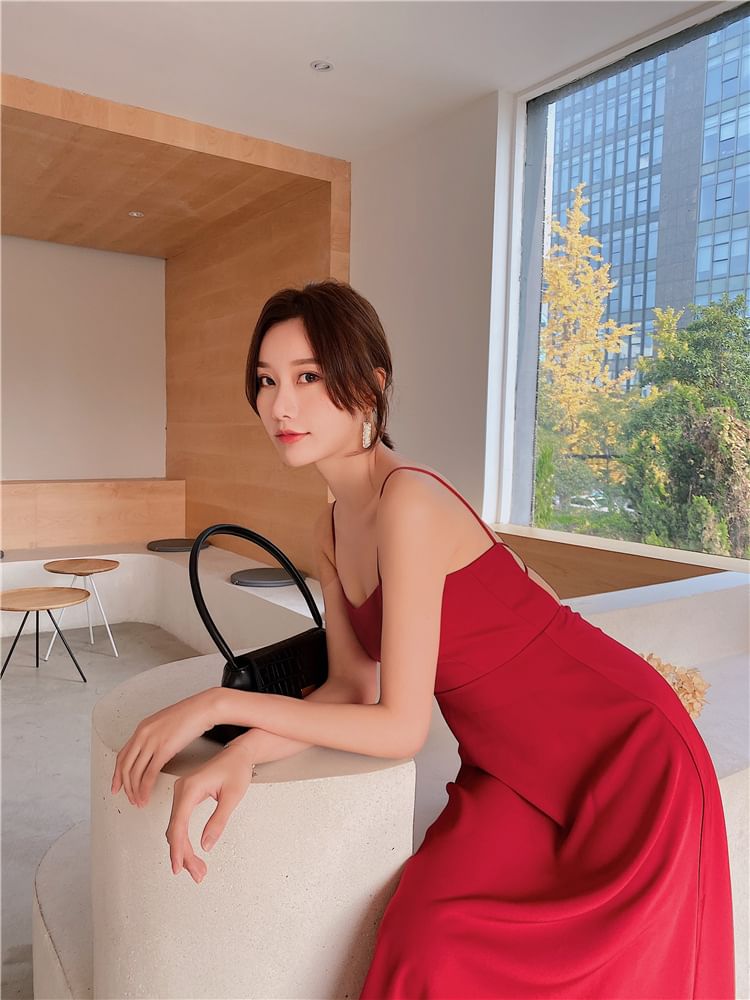 Spaghetti Strap V-Neck Plain Open Back Midi A-Line Dress