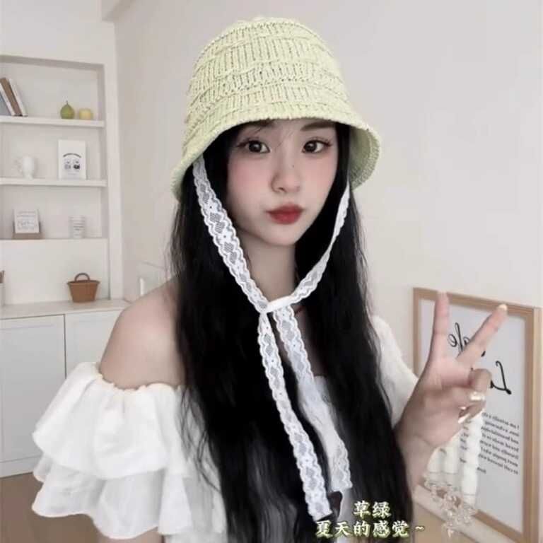 Plain Knit Bucket Hat