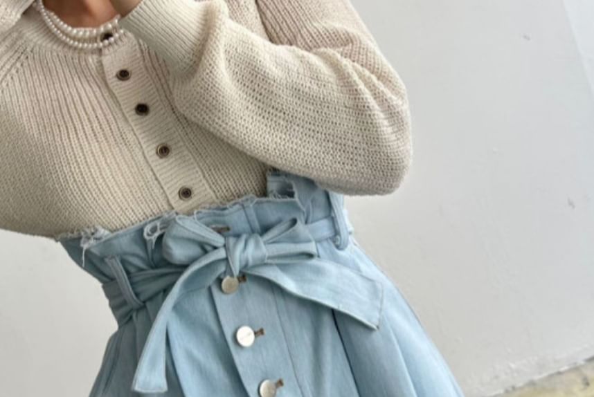 Jupe trapèze mini taille haute en denim délavé