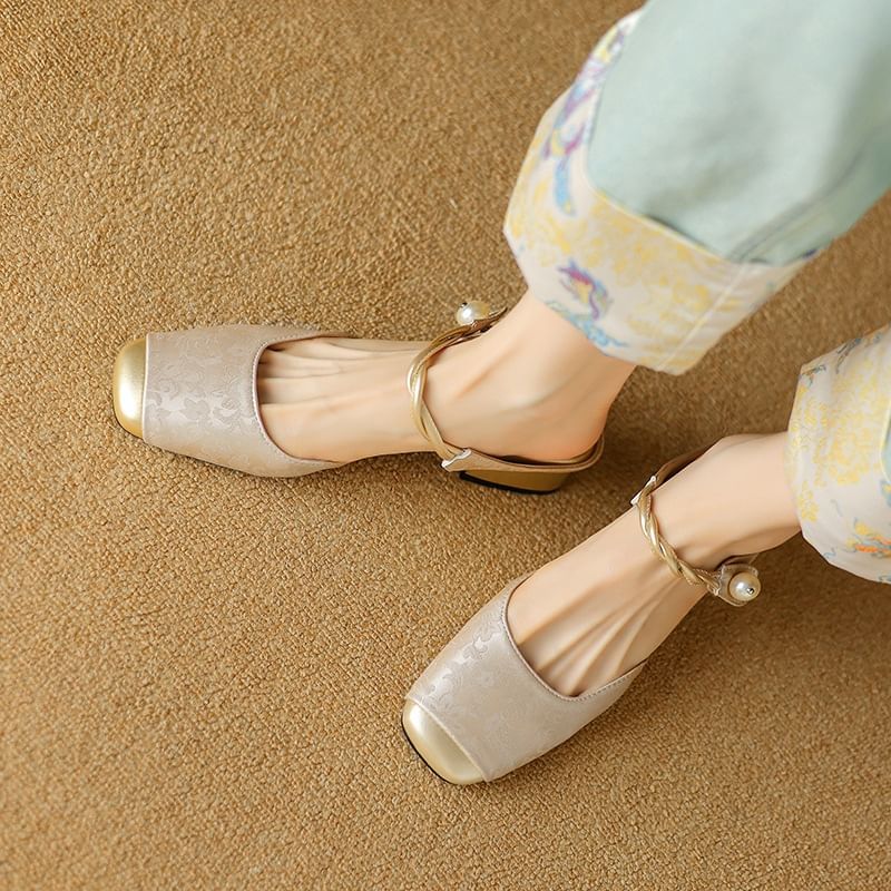 Cap Toe Chunky Heel Mules