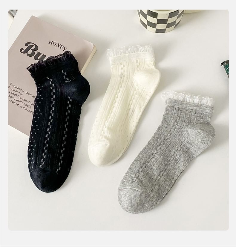 Lace Trim Socks Set