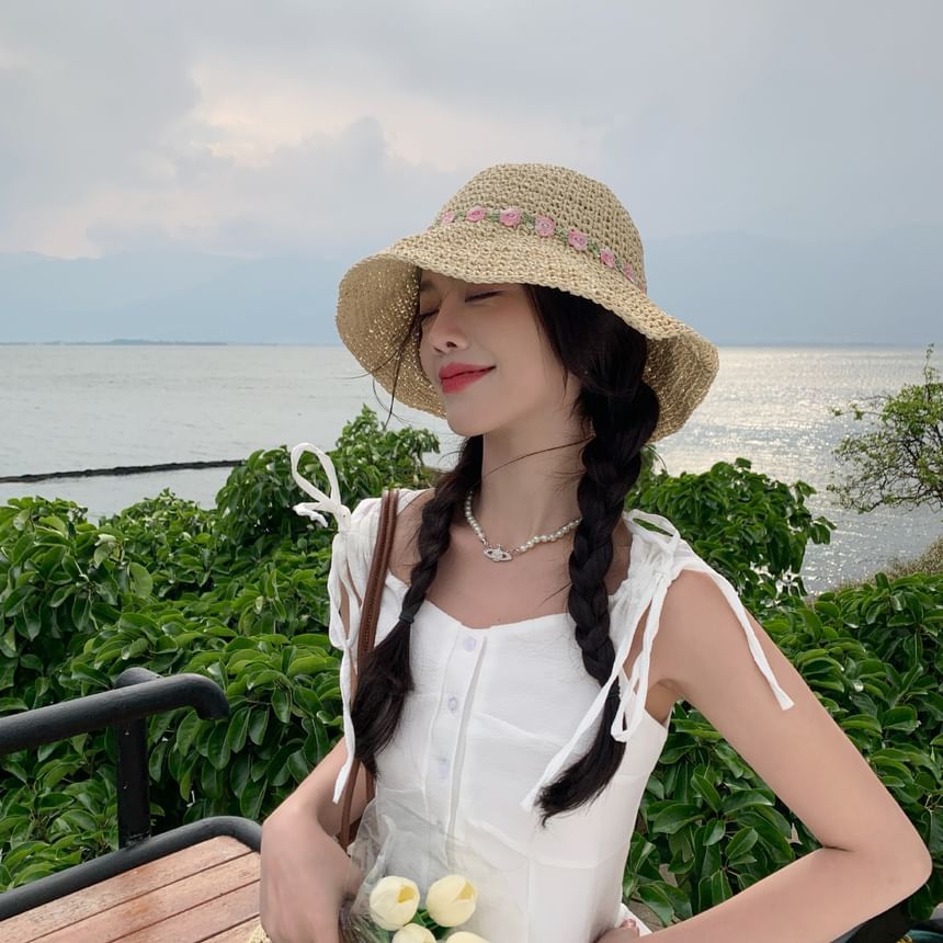 Hat Straw Embroidered Floral Sun