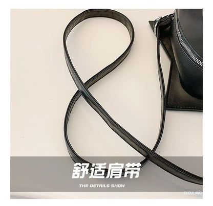 Bag Star Faux Studded Leather Shape Crossbody