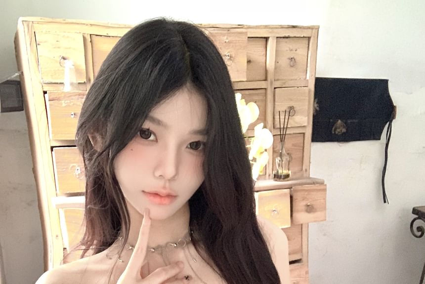 Strapless Lettering Top / Mid Rise Plain Skort