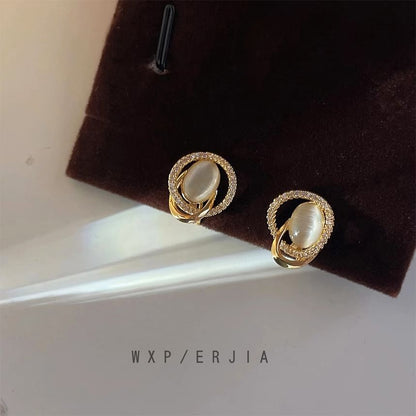 Rhinestone Alloy Ear Cuff