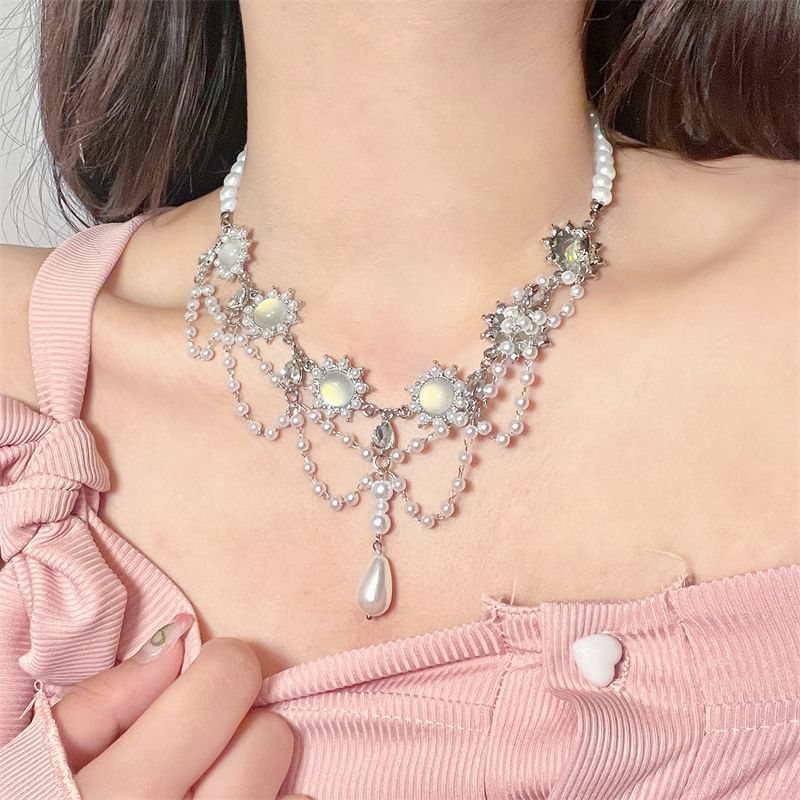 Faux Pearl Layered Alloy Choker