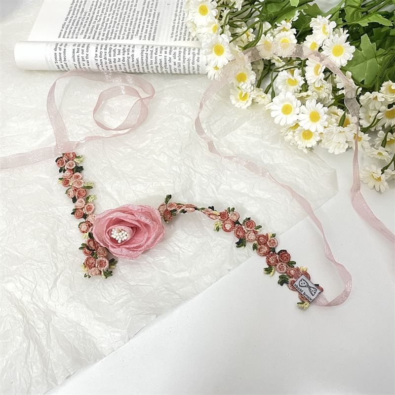 Rose Lace Ribbon Choker