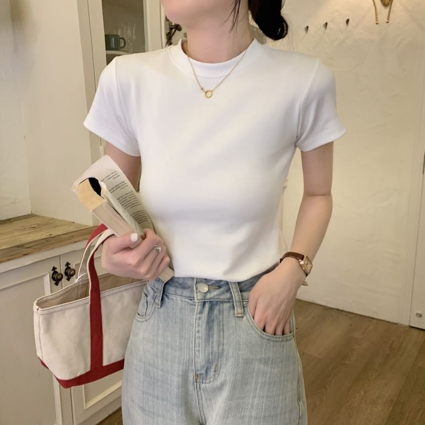 Short-Sleeve Crew Neck Plain Tee