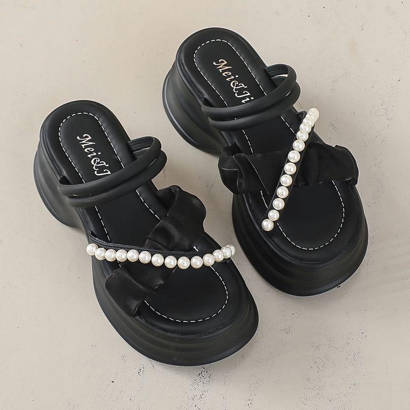 Platform Cross Strap Faux Pearl Accent Ruched Sandals