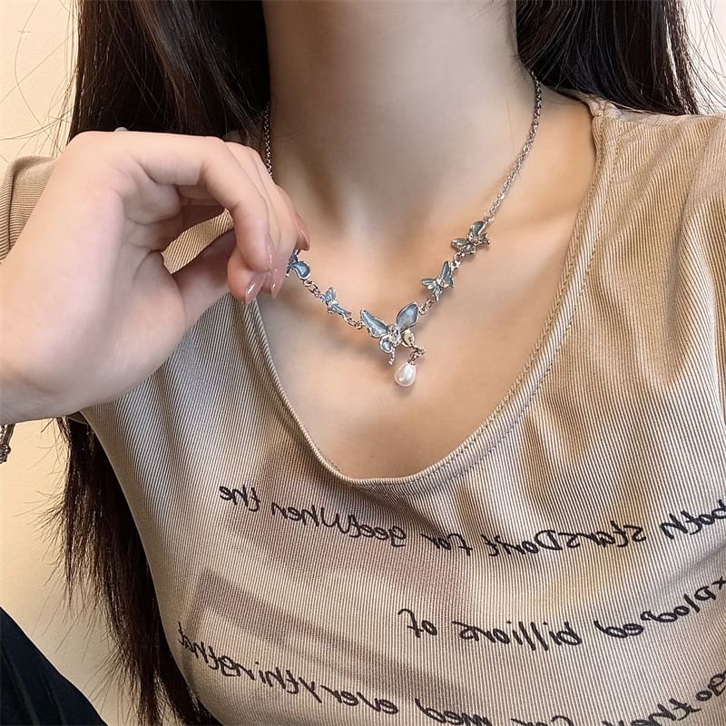 Butterfly Faux Pearl Alloy Choker