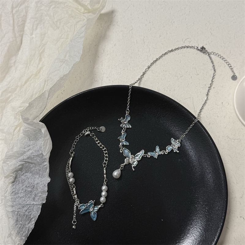 Butterfly Faux Pearl Alloy Choker