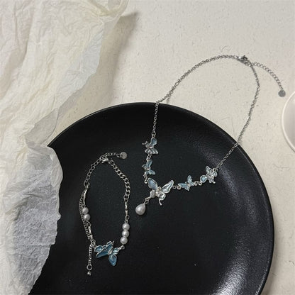 Butterfly Faux Pearl Alloy Choker