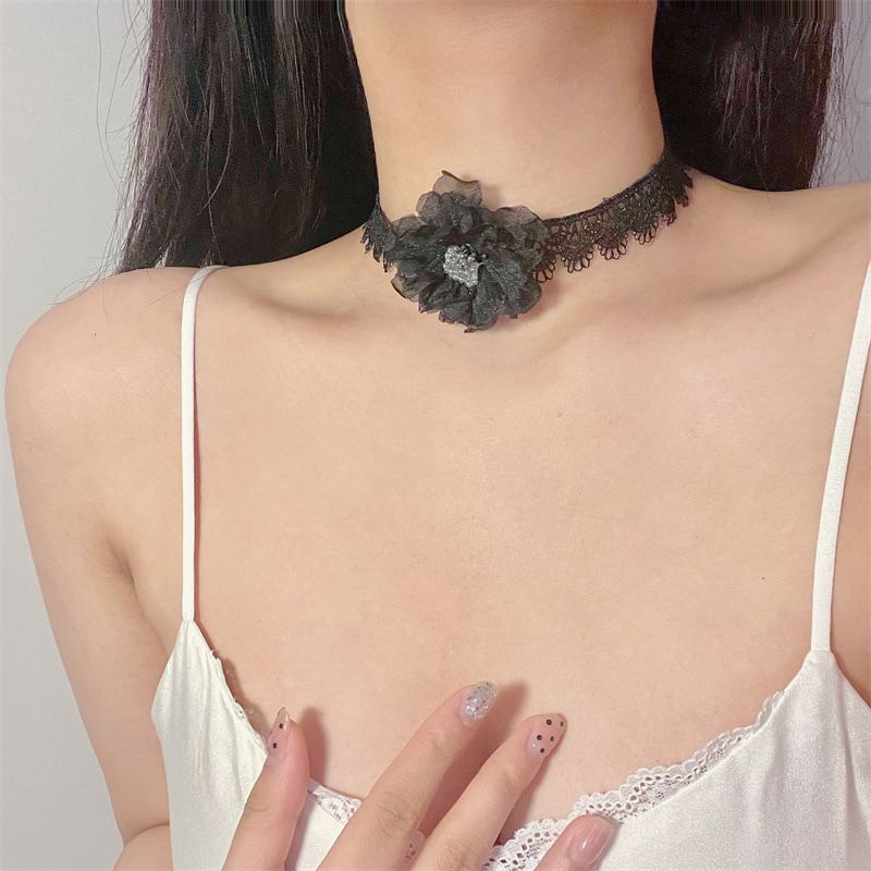 Floral Fabric Lace Choker