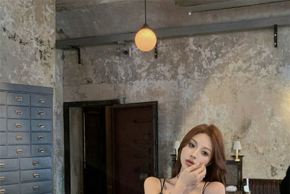 Spaghetti Strap V-Neck Plain A-Line Evening Gown