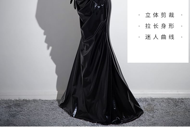 Set: Plain Ruched Faux Leather Mermaid Tube Evening Gown + Gloves