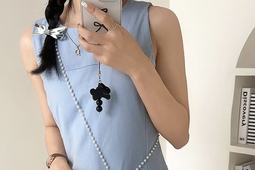 Set: Faux Pearl Strap Plain Faux Leather Crossbody Bag + Bag Charm