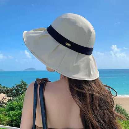 Contrast Trim Wide Brim Bucket Hat