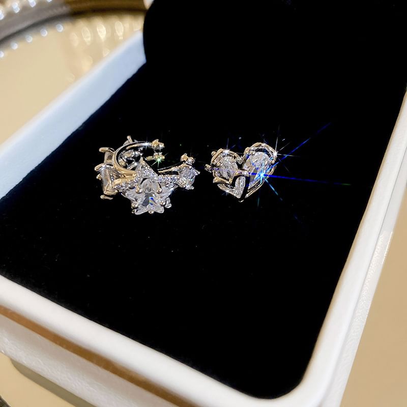 Star / Heart Rhinestone Ear Cuff