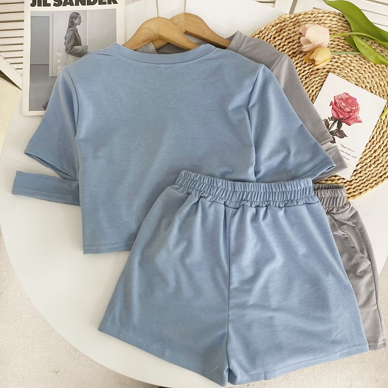 Set: Short-Sleeve Round Neck Plain Cutout Tee + Elastic Waist Zip Shorts