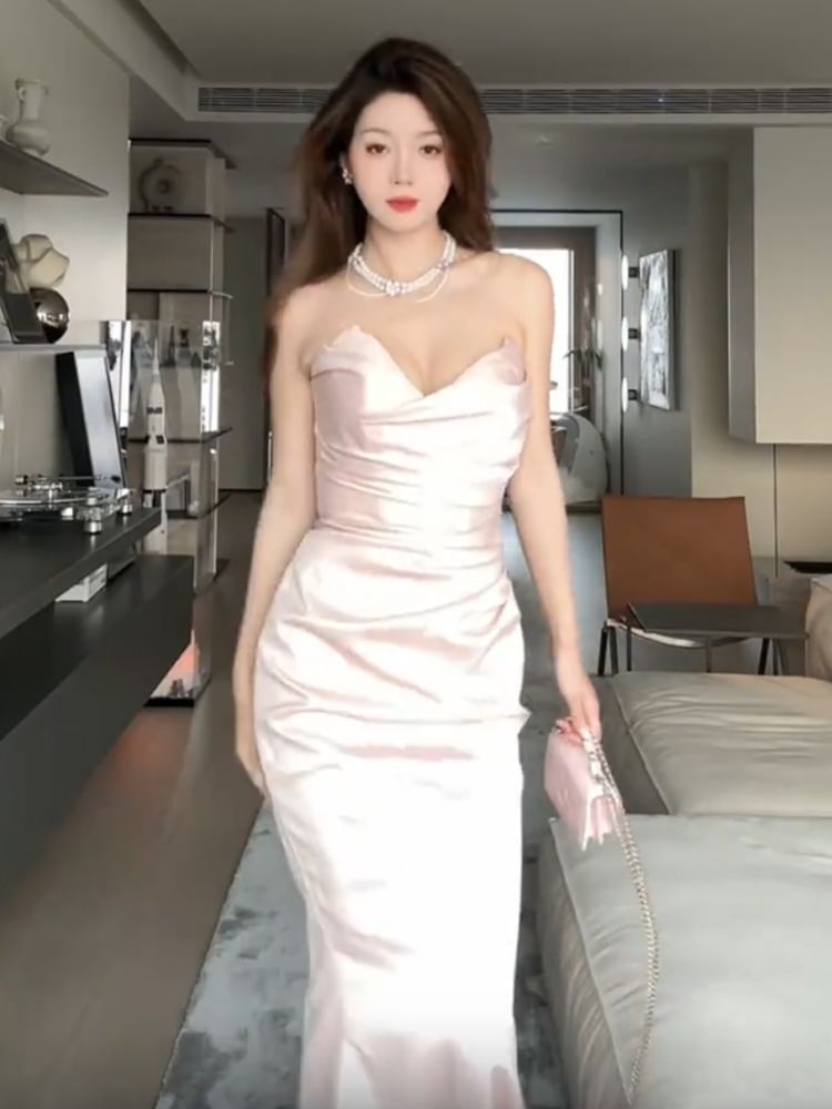 Strapless V-Neck Plain Ruched Midi Sheath Cocktail Dress