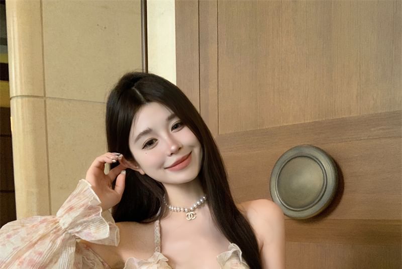 Floral Ruffle Halter Top