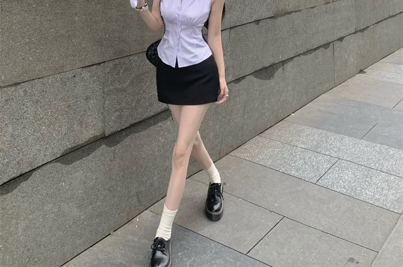 Sleeveless V-Neck Striped Button-Up Shirt / High Rise Mini Pencil Skirt