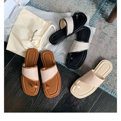 Toe Loop Slide Sandals