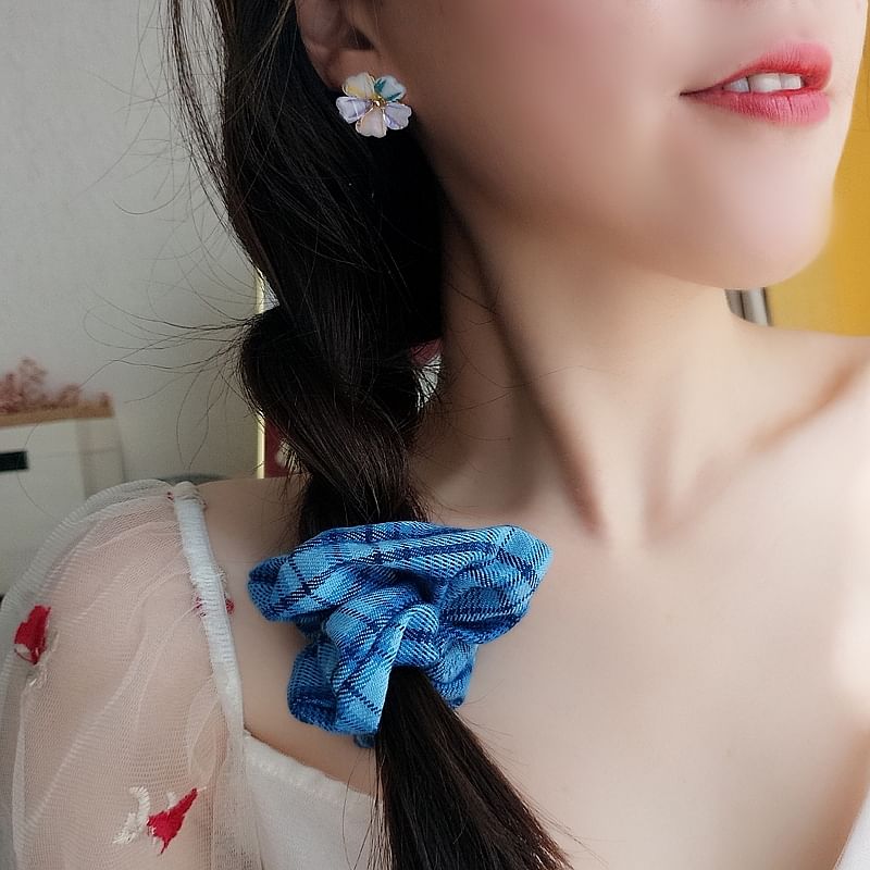 Floral Ear Stud