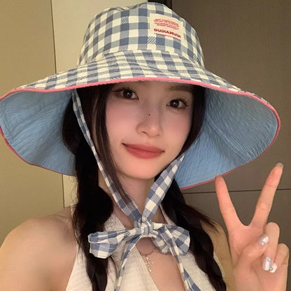 Hat Pattern Checkered Strap With Chin Bucket