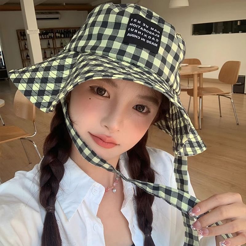 Checkered With Hat Chin Cotton Strap Bucket