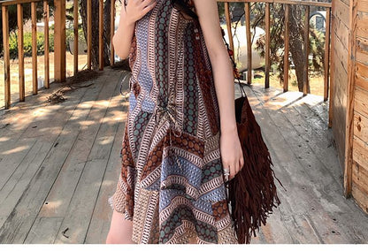 Mini robe à volants avec cordon de serrage et imprimé à bretelles spaghetti