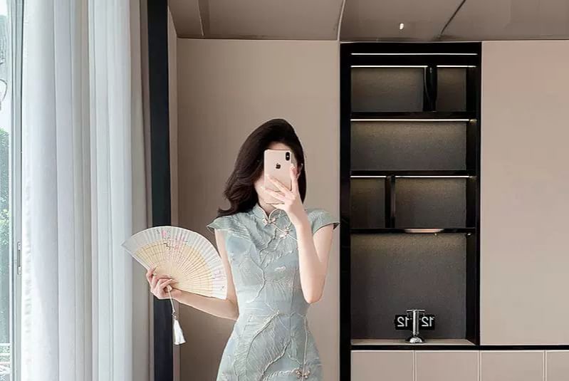 Cap-Sleeve Leaf Print Side-Slit Midi Qipao / Mini Qipao