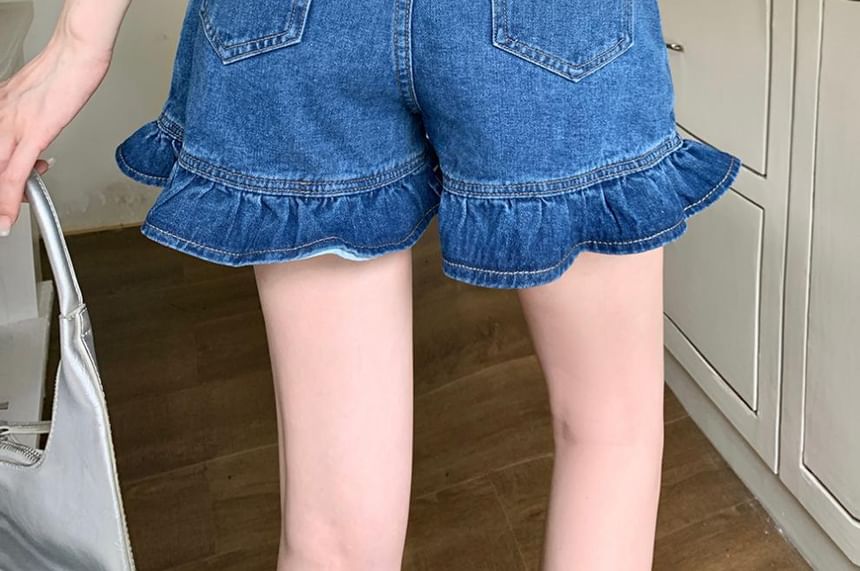 Short en jean taille haute avec ourlet à volants