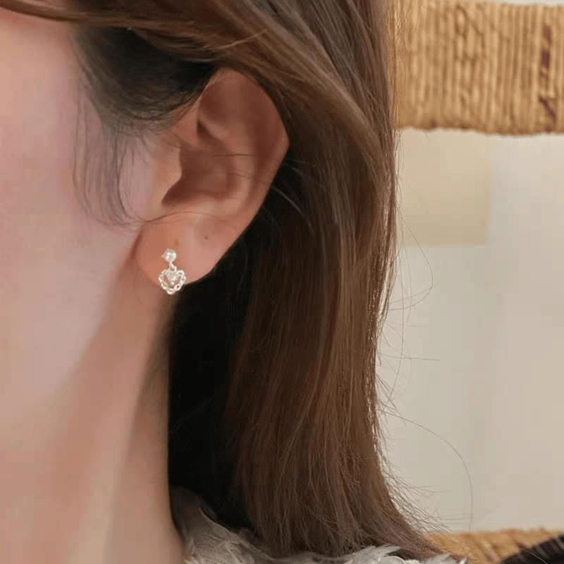 Boucles d'oreilles pendantes en alliage avec fausses perles et strass en forme de cœur