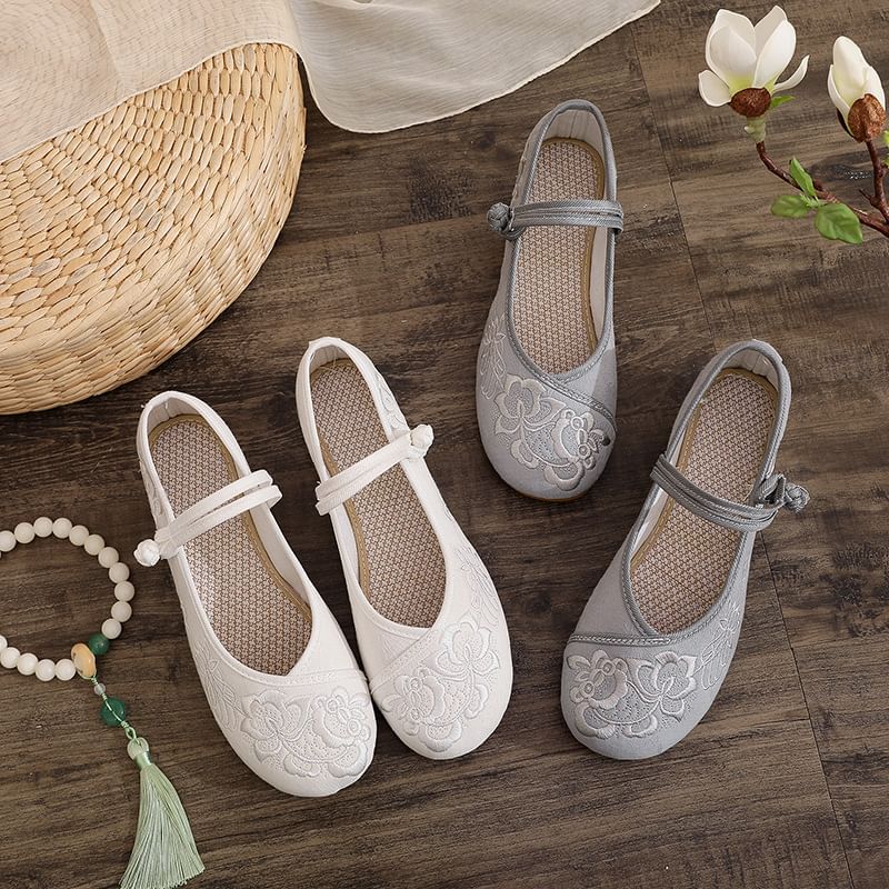 Plain Buttoned Frog Flats