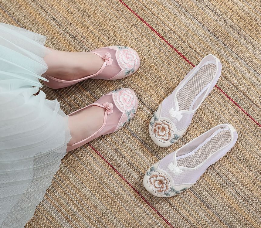 Slip-Ons Embroidered Wedge Heel Mesh
