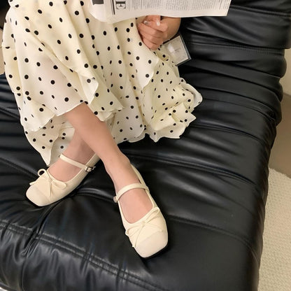Cap Toe Bow Mary Jane Shoes