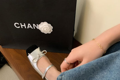 Cap Toe Bow Mary Jane Shoes