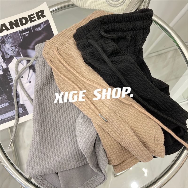 Drawstring Waist Plain Shorts