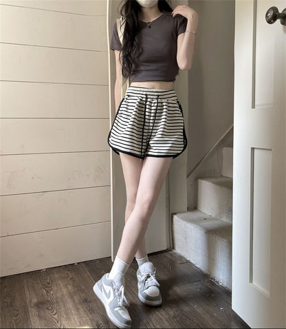 Drawstring Waist Striped Shorts