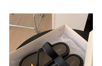 Plain Loop Toe Sandals