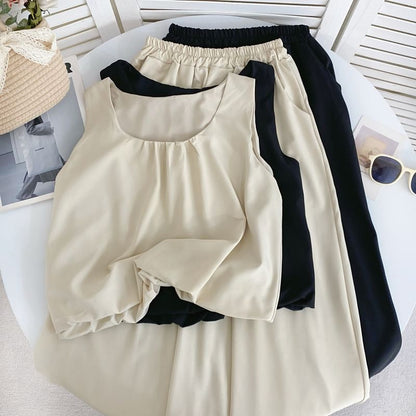 Set: schlichtes Tanktop mit U-Ausschnitt + Hose mit weitem Bein und elastischem Bund
