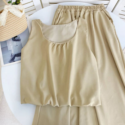 Set: schlichtes Tanktop mit U-Ausschnitt + Hose mit weitem Bein und elastischem Bund