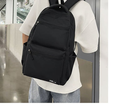 Sac à dos multi-poches avec appliques